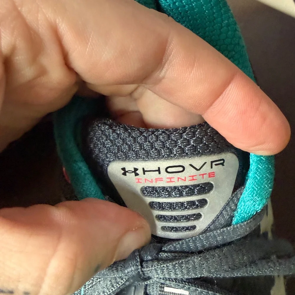 Under Armour HOVR Infinite Kids Running Shoes Gray Coral 6Y Athletic Unisex